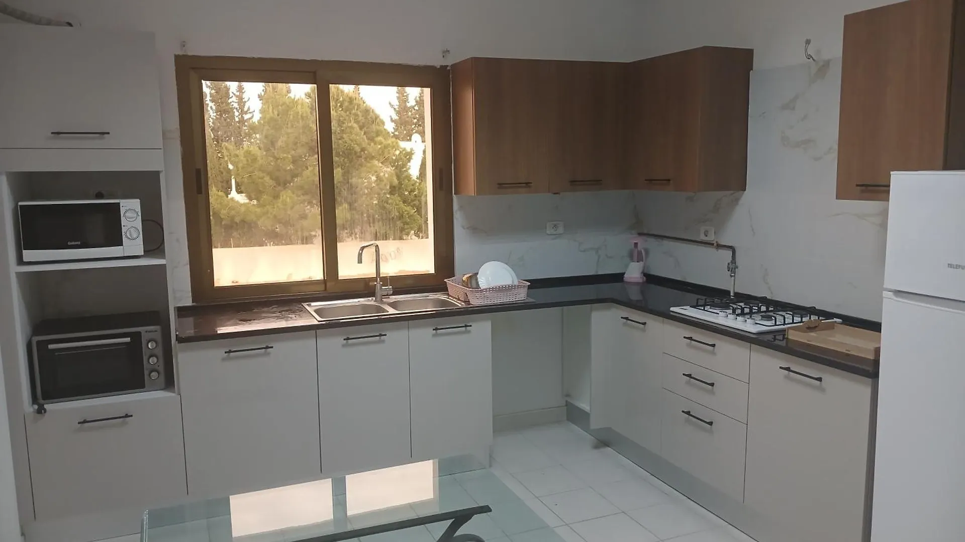 Special Inn Lac 1 Tunis 0*,